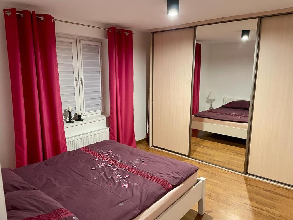 Apartament Monaberg Apartment ลอมนิซา ภายนอก รูปภาพ